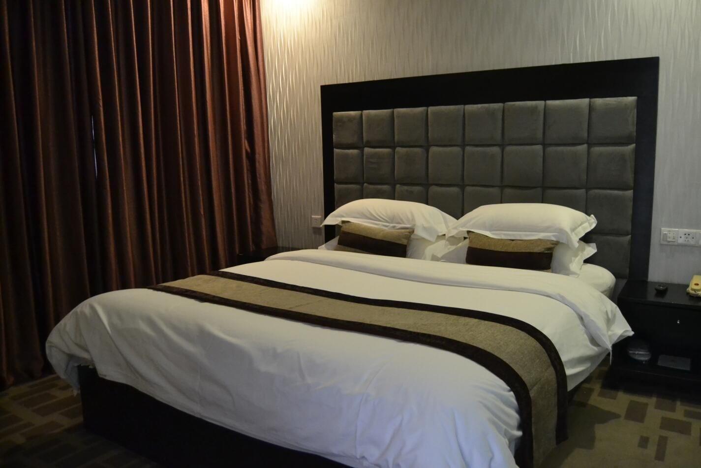 Henry Business Hotel Гуанчжоу Екстер'єр фото