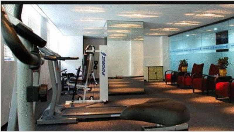 Henry Business Hotel Гуанчжоу Екстер'єр фото