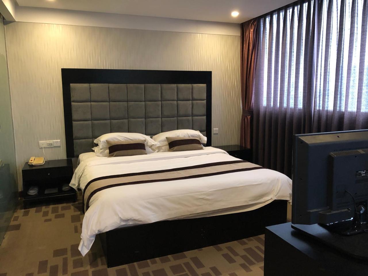 Henry Business Hotel Гуанчжоу Екстер'єр фото